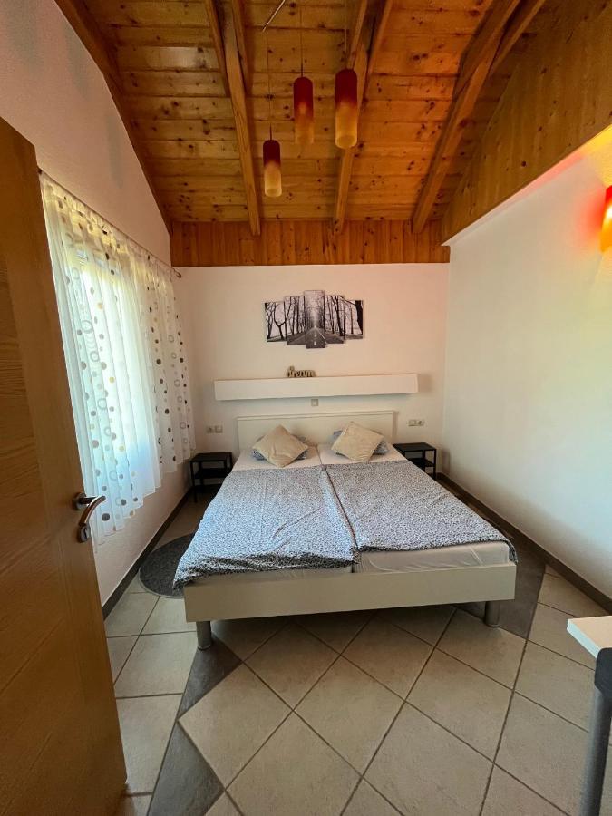 Guesthouse Hodak Seliste Dreznicko Bagian luar foto